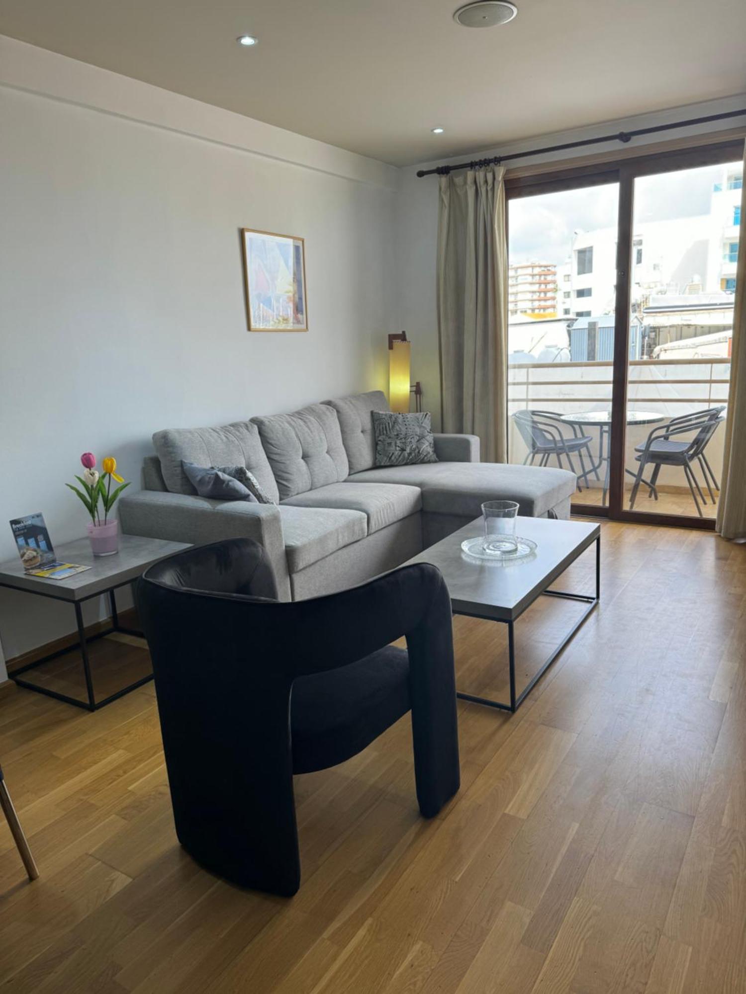 Ithaki Phinikoudes Apartment No. 105 ラルナカ エクステリア 写真