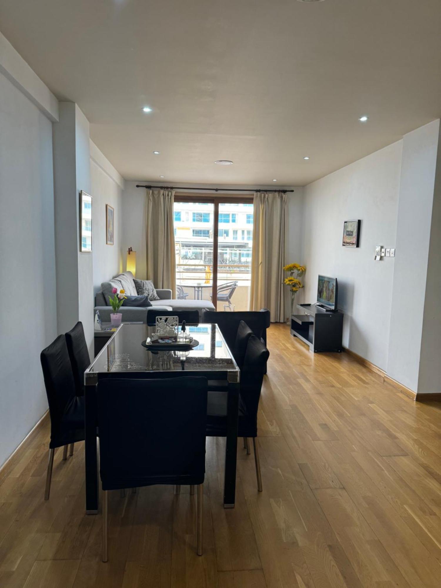 Ithaki Phinikoudes Apartment No. 105 ラルナカ エクステリア 写真