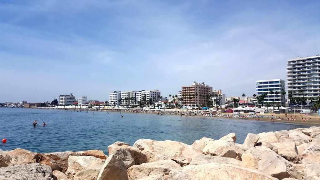 Ithaki Phinikoudes Apartment No. 105 ラルナカ エクステリア 写真
