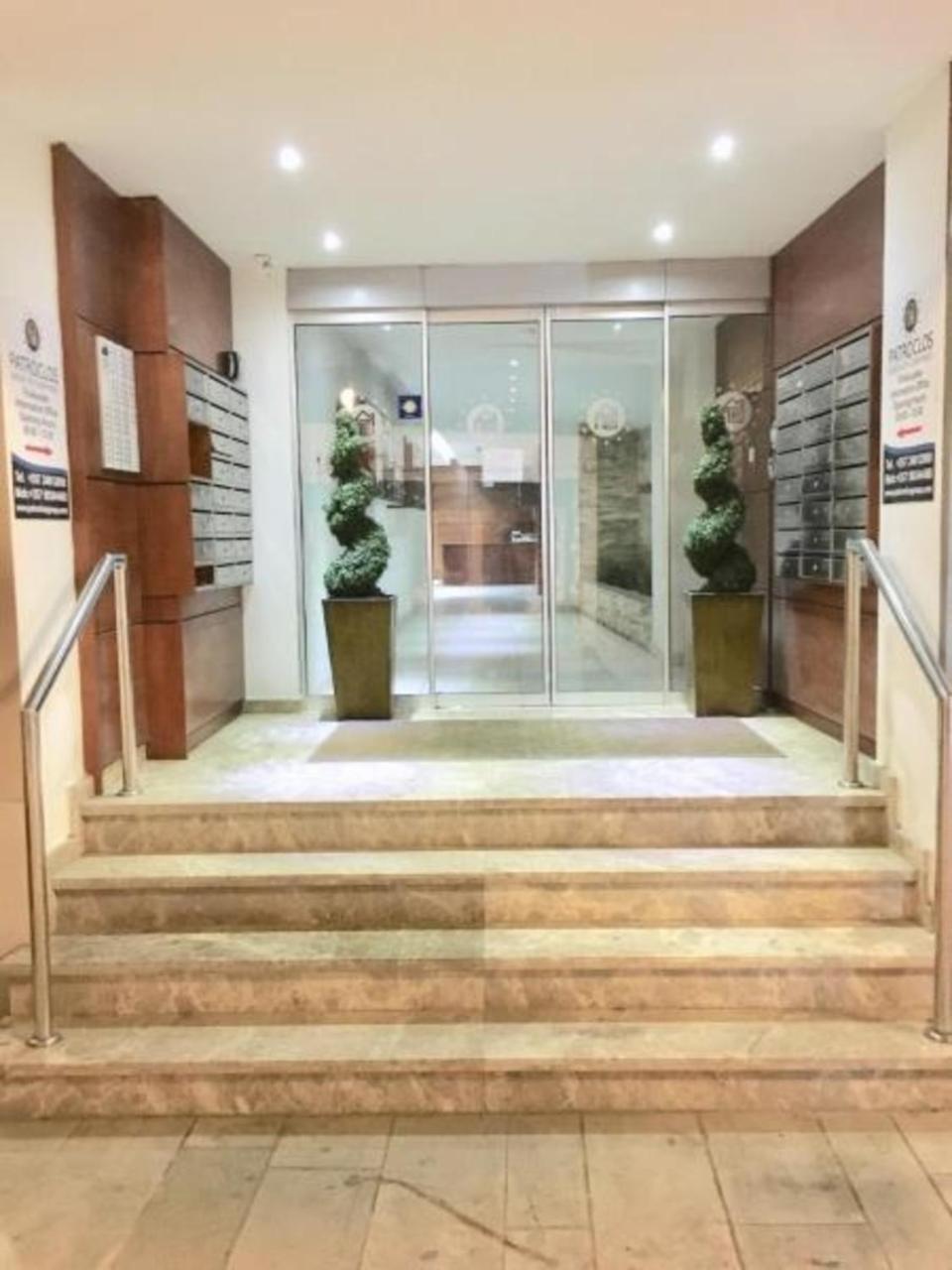 Ithaki Phinikoudes Apartment No. 105 ラルナカ エクステリア 写真